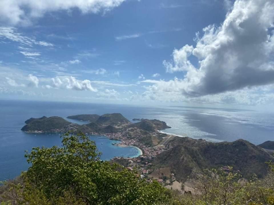 Sur L'Anse Villa Terre-De-Haut Exteriör bild